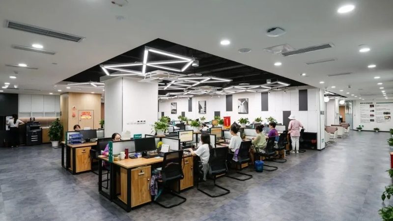 小标题：学历提升背景