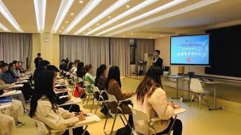 公路建造师培训：非专业人士的考证之路
