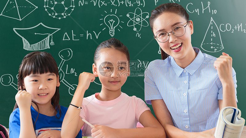 2025年成人学历落户政策解析：机遇与挑战并存